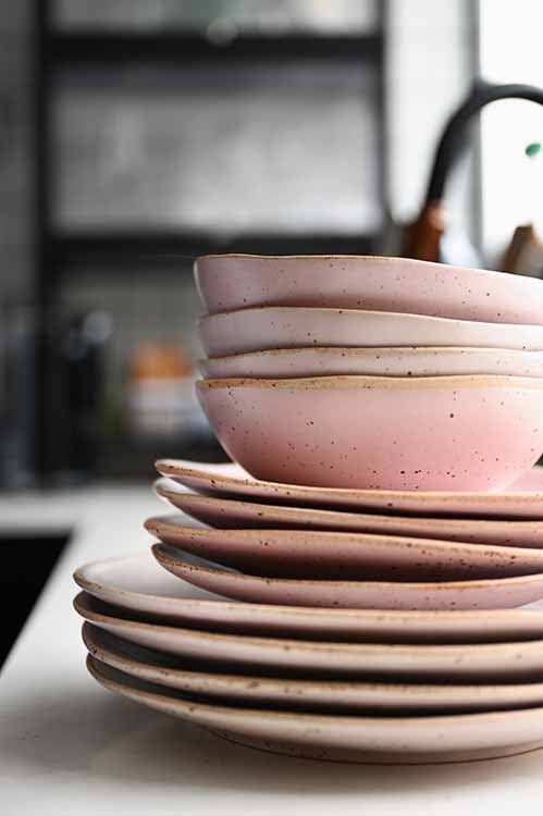 Handcrafted dinnerware in Singapore