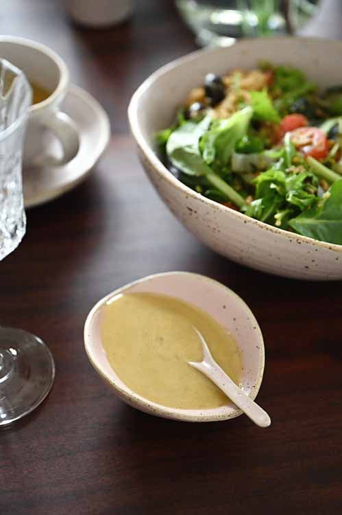 Handcrafted dinnerware in Singapore