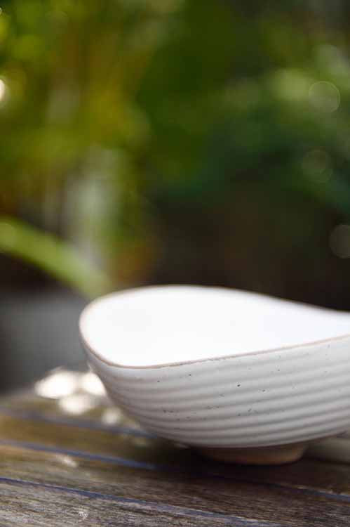 Handcrafted dinnerware in Singapore