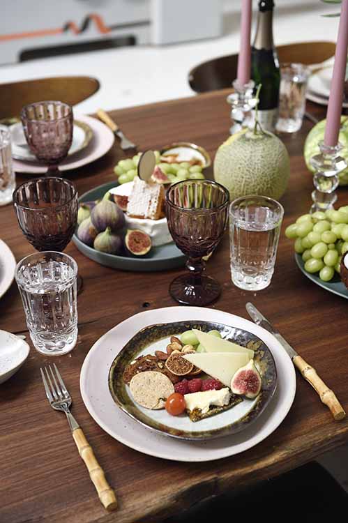 Handcrafted dinnerware in Singapore