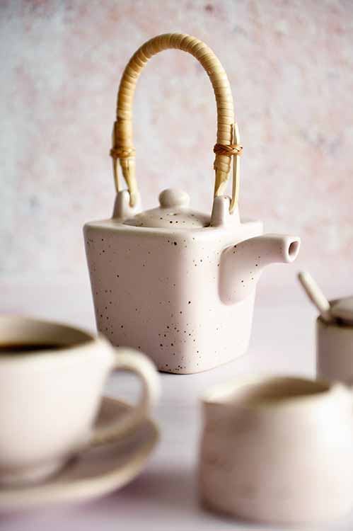 Ceramic tableware in singapore