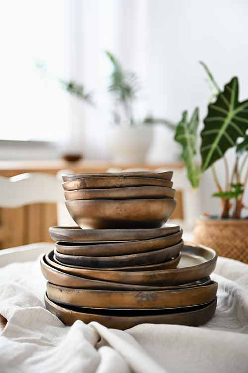 handcrafted artisanal ceramic dinnerware