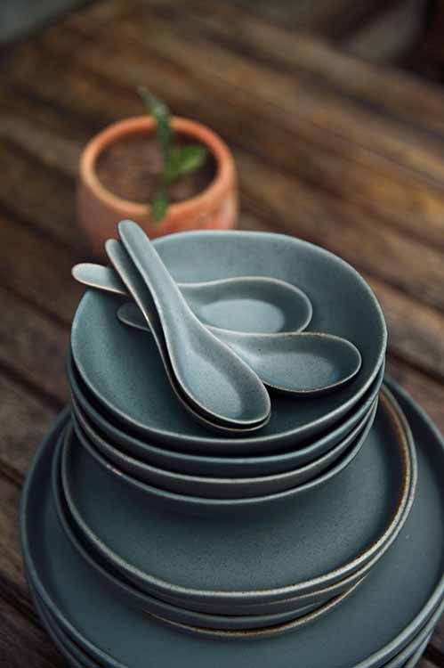 artisan-made ceramic tableware in singapore